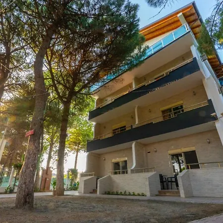 Otrant Hotel
