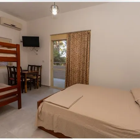 Otrant Hotel