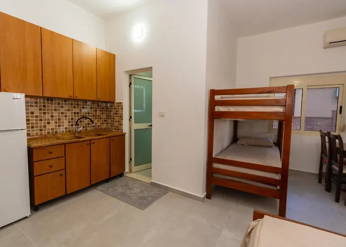 Otrant Hotel Velipojë