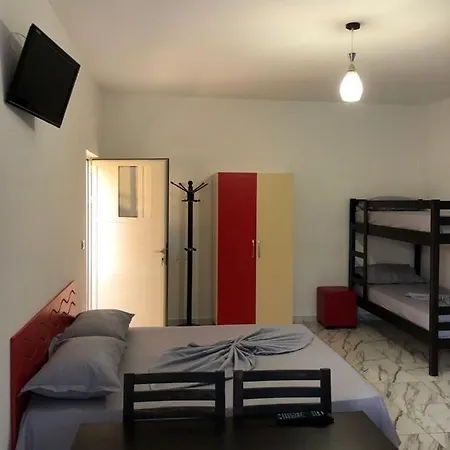 Otrant 3* Velipojë