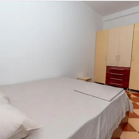 Otrant 3* Velipojë